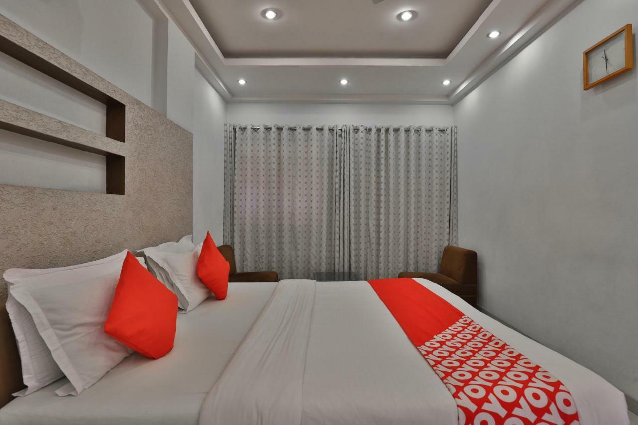 Oyo 14943 Shubh Suvidha Hotel Somnath Bagian luar foto